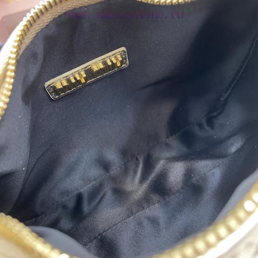 MiuMiu Bags The New MiuWander Handbag Comes With A Complete Set Of Original Packaging. It Features The Icon kcvbv8zp - Image 10