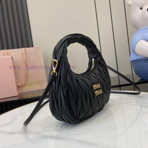 MiuMiu Bags The New MiuWander Handbag Comes With A Complete Set Of Original Packaging. It Features The Icon zazfc19b - Image 3
