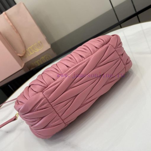 MiuMiu Bags The New MiuWander Handbag Comes With A Complete Set Of Original Packaging. It Features The Icon zbwwqgsh - Image 5