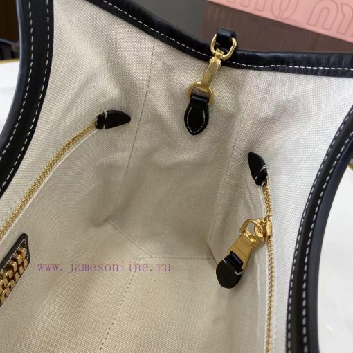 MiuMiu Bags The Key Words Of This New IVY Handbag Are Its Simple Lines Urban Style And Superior Leather. It ju7vpnjl - Image 11