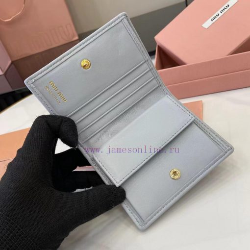 MiuMiu Bags Equipped With A Complete Set Of Original Packaging The New Pocket Wallet Is Made Of Imported To fpx9y0vx - Image 8