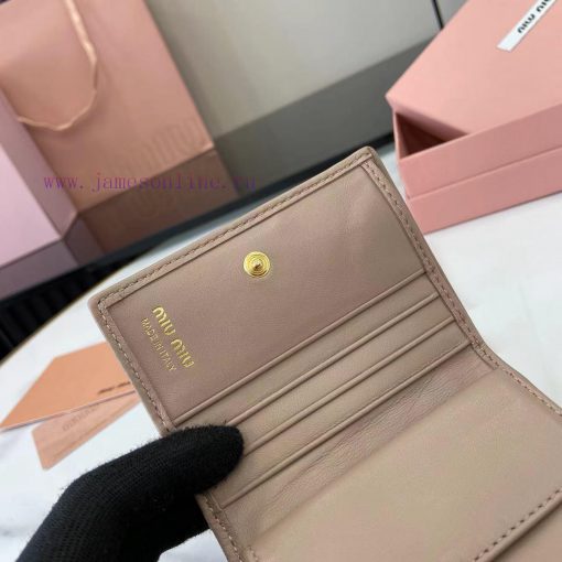 MiuMiu Bags Equipped With A Complete Set Of Original Packaging The New Pocket Wallet Is Made Of Imported To 5prj6u6n - Image 9