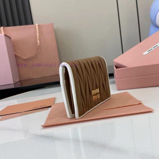 MiuMiu Bags Equipped With A Complete Set Of Original Packaging The New Pocket Wallet Is Made Of Imported To w22zsaau - Image 3