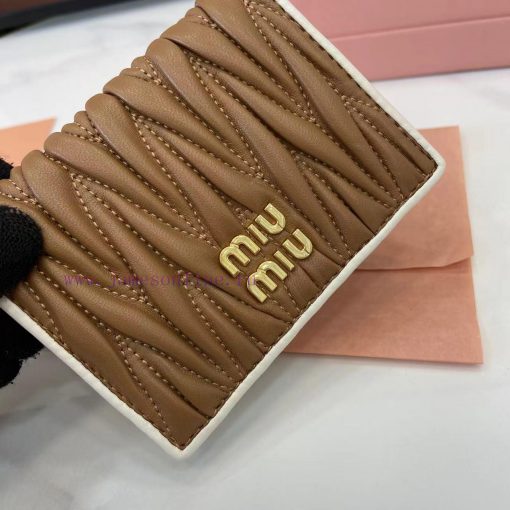 MiuMiu Bags Equipped With A Complete Set Of Original Packaging The New Pocket Wallet Is Made Of Imported To w22zsaau - Image 6