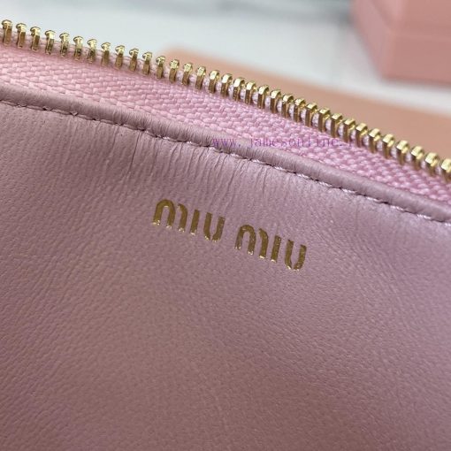 MiuMiu Bags The Latest Pocket Wallet Card Bag Comes With A Complete Set Of Original Packaging Featuring Top oxxauys9 - Image 9