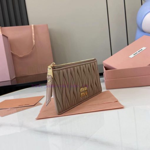 MiuMiu Bags The Latest Pocket Wallet Card Bag Comes With A Complete Set Of Original Packaging Featuring Top ue8s8h0i - Image 3