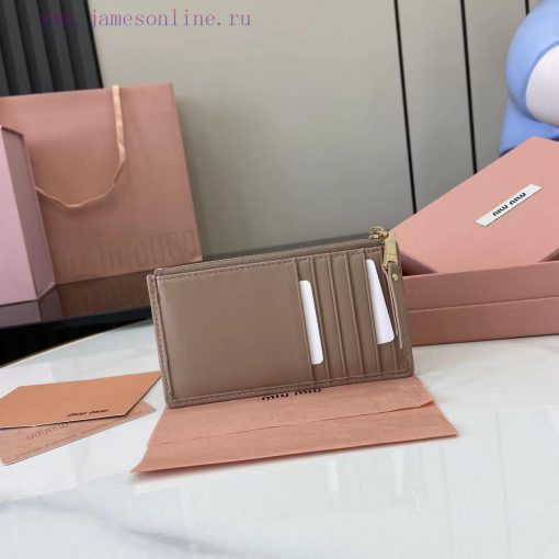 MiuMiu Bags The Latest Pocket Wallet Card Bag Comes With A Complete Set Of Original Packaging Featuring Top ue8s8h0i - Image 4