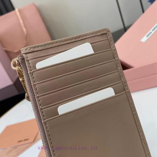 MiuMiu Bags The Latest Pocket Wallet Card Bag Comes With A Complete Set Of Original Packaging Featuring Top ue8s8h0i - Image 11