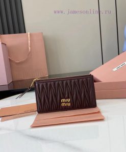 MiuMiu Bags The Latest Pocket Wallet Card Bag Comes With A Complete Set Of Original Packaging Featuring Top qbdmaa5d