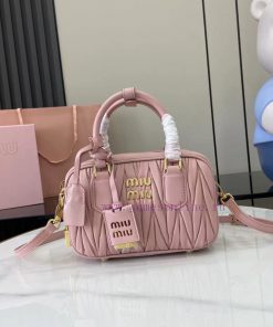 MiuMiu Bags New Arcadia Matelasse Sheep Leather Small (19cm) Bowling Handbag/Crossbody Bag~Light Pink Sheep phjkec4p