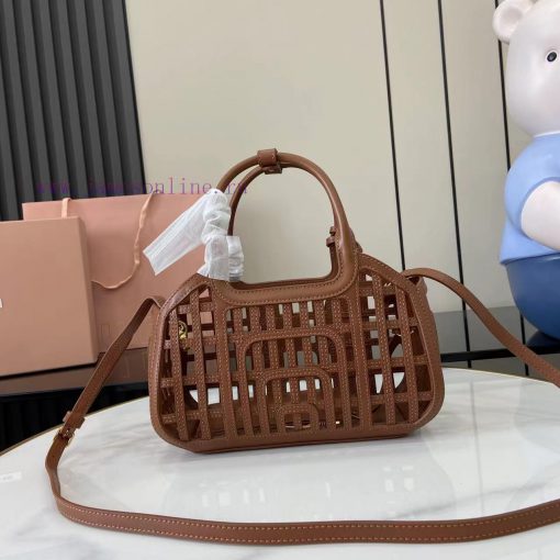 MiuMiu Bags The New MIUM Product Comes With A Full Set Of Original Packaging Featuring A Soft Nappa Leather 5cavp37a - Image 4