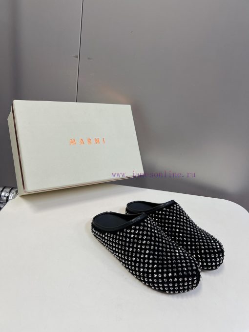 Marni's Classic Diamond Studded Bingbing Slippers Are Perfect For Spring And Summer. The Color ggtf7z3x - Image 3
