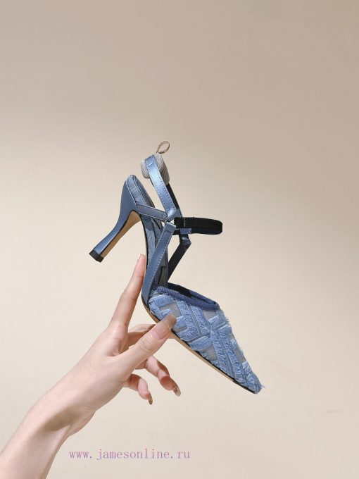 | ²⁰²4 𝐬𝐬  🤍🤎Fendi Fashion Show Flagship Series New Products Launched Inspired By The Design Of 5cn38het - Image 9