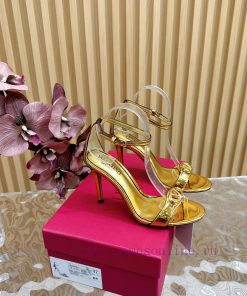 -- New Warren——————2024 Top Valentino Paris Fashion Show Launches Valentino Mesh Studded Sandal 0xo3kpe1