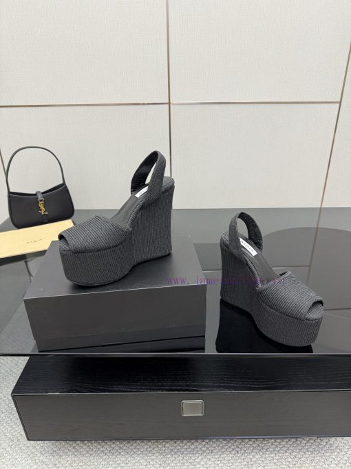 Hot Selling Product Xiaohongshu ◼ AlAIA ◼ Thick Soled Sandals Series LaunchedCountless Renowned tbnguk89 - Image 8