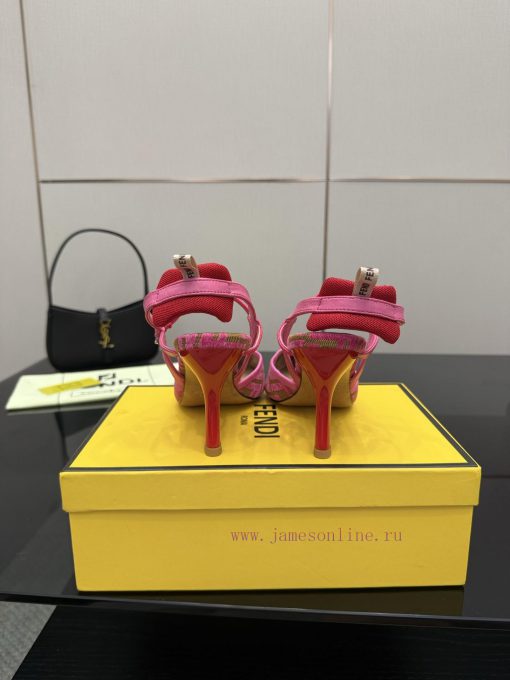 FENDI's Latest Popular Double Belt FF Decorative Jacquard FabricJacquard Fabric On The Upper Of 3p7q2wh7 - Image 7