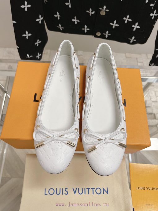 Top Quality LV Louis Vuitton 24 Spring/Summer New Bun Shoe CollectionA Classic Casual And Versa 86zpbz01