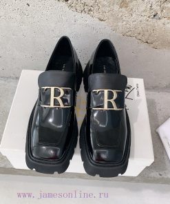 The Row's New Lace Up Loafers Combine Beauty And Practicality Providing A Super Comfortable Bri iw3lhkzv
