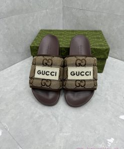 P Unisex GG Gucci SlippersThis Slipper Is Made Of GG Gucci Polyester Fiber And Features A Gucci 3kmau3tt