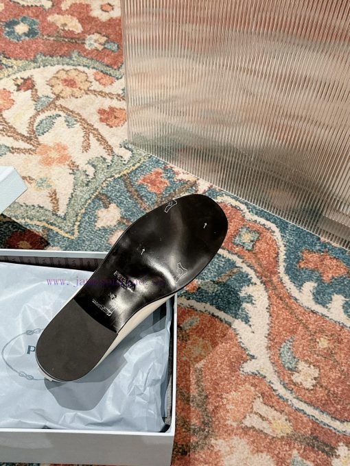 ️  PRADA Makes A Hot Debut With Top-notch Photos Original Remastered Version Super Regular All z4ofoxwk - Image 9