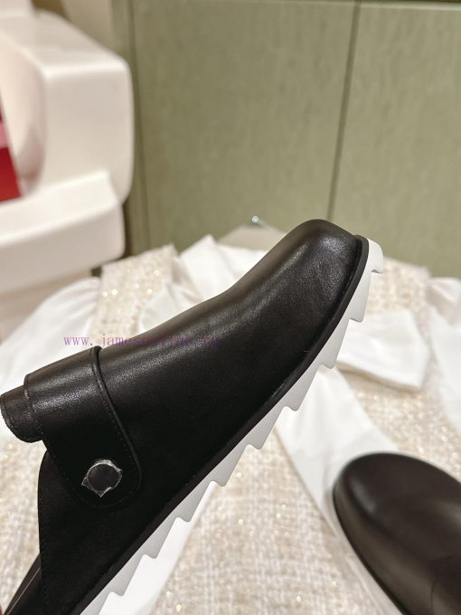 | ²⁰²4 𝐬𝐬  🤍🤎𝐑𝐨𝐠𝐞𝐫𝐕𝐢𝐯𝐢𝐞𝐫 Roger Vivian's Latest Boken Slippers Lazy Toe Slippers Are The Most Co 7gmilugz - Image 5