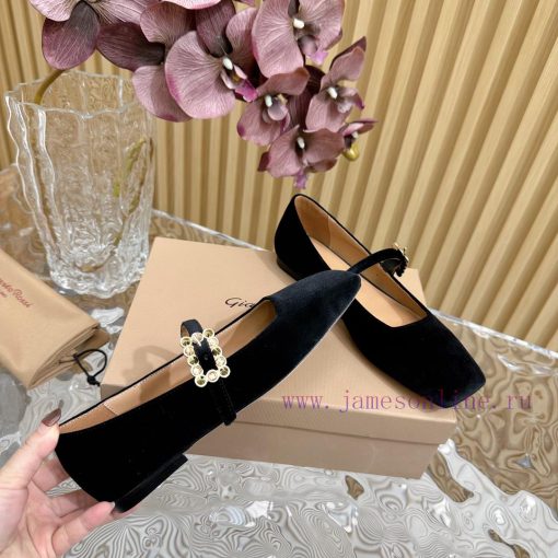 Gianvit Ross 2024 Early Spring Synchronized New Mary Jane Velvet Single Shoe Is A Delicate Yet 5etuloa5 - Image 5