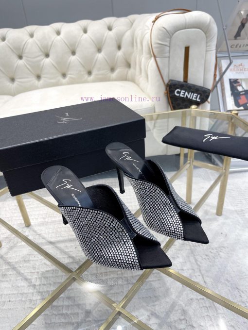 GZ | 𝟐𝟎𝟐 4/𝐒𝐒𝐧𝐞𝐰Genuine Leather Outsole 300 Imitation Genuine Leather OutsoleGiuseppe Zanotti G k4roqvpy - Image 2