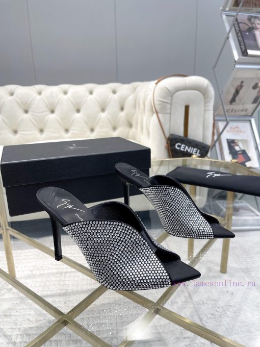 GZ | 𝟐𝟎𝟐 4/𝐒𝐒𝐧𝐞𝐰Genuine Leather Outsole 300 Imitation Genuine Leather OutsoleGiuseppe Zanotti G k4roqvpy - Image 3