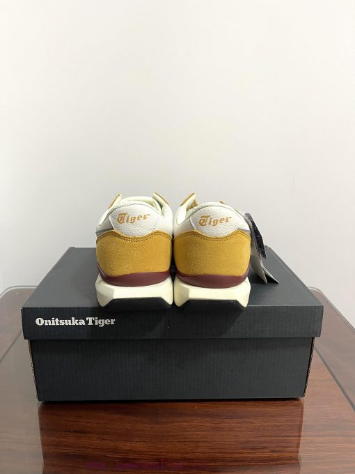 Real Shot Onitsuka Tiger UItimate 81 EX Low Cut Yellow And White. Onitsuka Tiger Embodies The P yq9cowm4 - Image 5