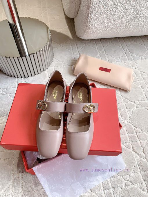 Valentino's New Mary Jane Flats Classic V-button Element Make People Stand Out It's Really Swee 2r22oxxi - Image 4