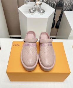 Top TierL Lv Brand 2024 Vs Spring New Casual Shoe SeriesSponge Cake Thick Soled Casual ShoesOri 4y6x856u