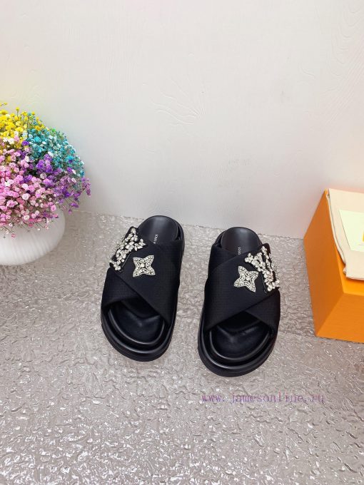 Louis Vuitton 2024 New Product Quality Perfect Details Fabric Hand Sewn Swarovski Crystal Diamo 2ufk5jld - Image 2