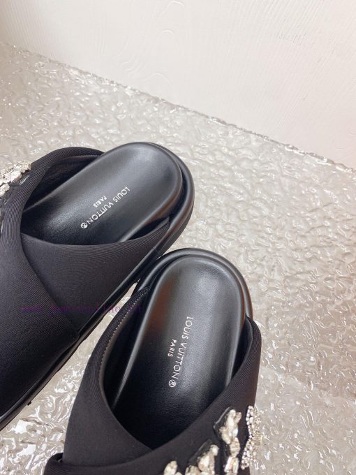 Louis Vuitton 2024 New Product Quality Perfect Details Fabric Hand Sewn Swarovski Crystal Diamo 2ufk5jld - Image 6