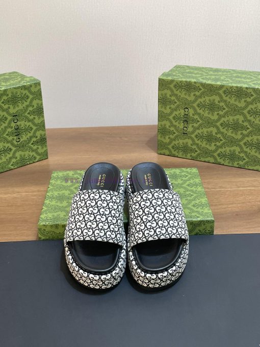 2024 Gucci's Latest Spring/Summer Super Double GG Gucci Series Thick Bottom Sandals And Cold Sl e7croxv8 - Image 3
