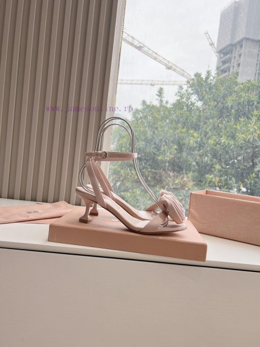 Miu Miu 24 Spring/Summer Rose High Heels Are Really StunningAt First Glance Miumi *'s High Heel krszry7y - Image 7