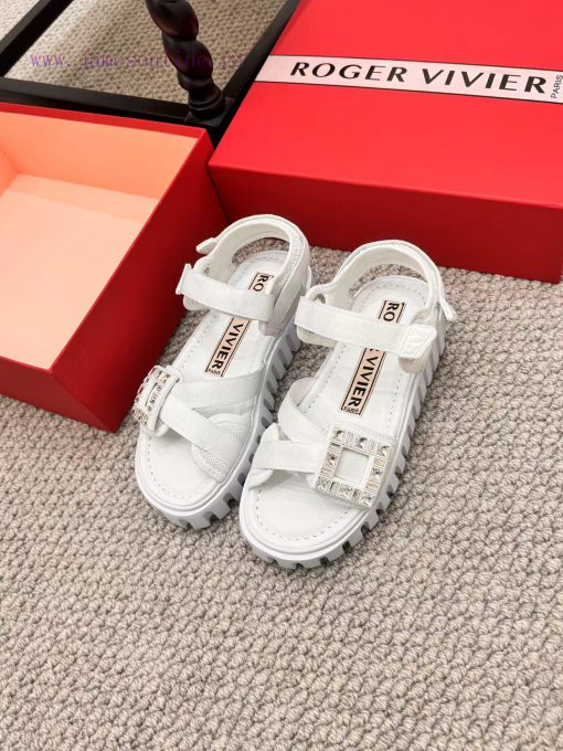 𝐑𝐨𝐠𝐞𝐫 𝐕𝐢𝐯𝐢* 2024 Early Spring Collection With Thick Bottom Backair Sandals And SlippersMust Be a4o4syf3 - Image 2