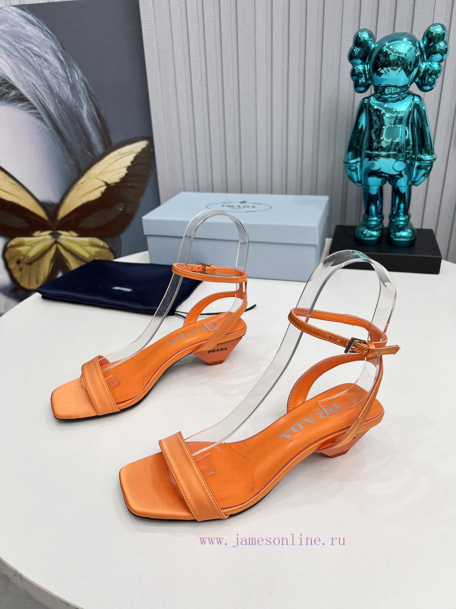 2024 SSS Launches Prada's Latest Collection Of Long And Short Boots Sandals Single Shoes Slim H dpskgod2 - Image 3
