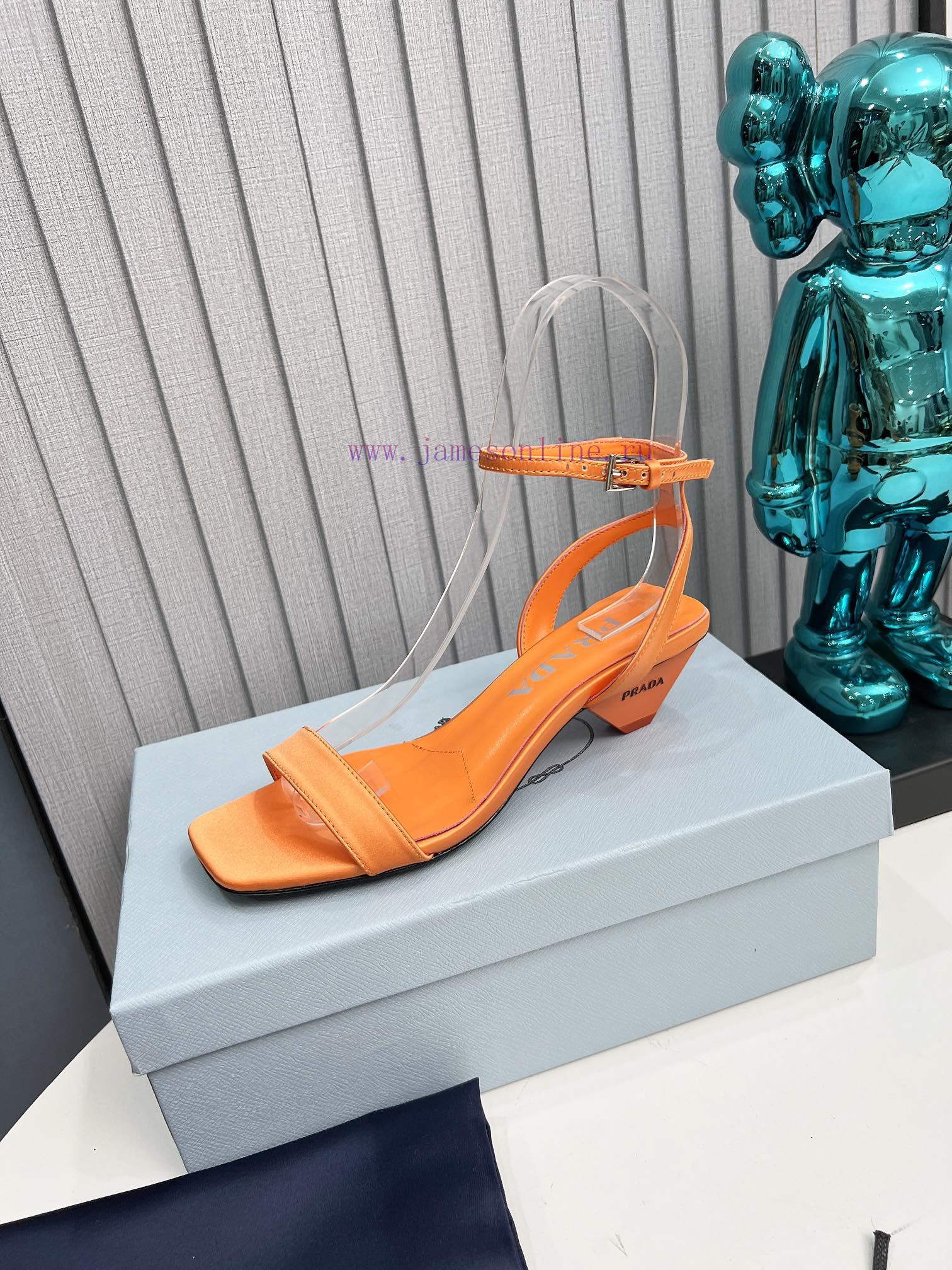 2024 SSS Launches Prada's Latest Collection Of Long And Short Boots Sandals Single Shoes Slim H dpskgod2 - Image 6