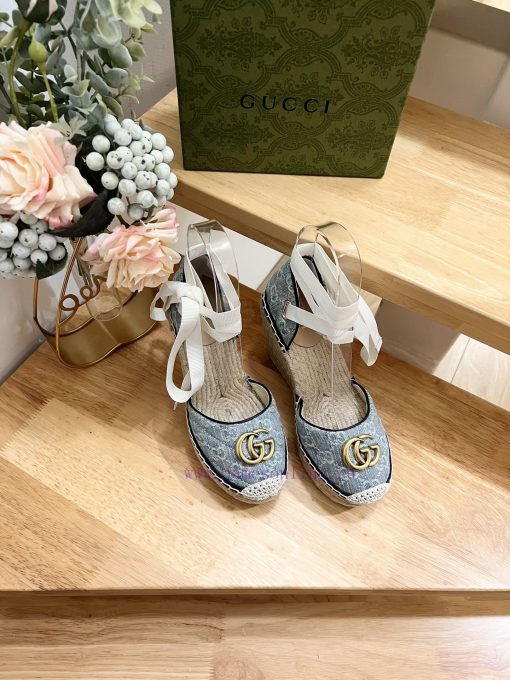 24ss Early Spring GucciGucci Straw Woven Thick Soled Wedge Sandals Can Bring A Touch Of Modern vd3nwxf8 - Image 3