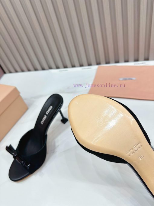 The 2024 New Product MIU MIU Has A Brand New And Super Beautiful Decoration Combination Full Of ju0u4k0h - Image 10