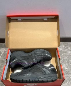 Top Of The Line Nike Zoom Vomero 5 Low Cut Running Shoes With Black And Slightly Upturned Toe D 3uhljn6y