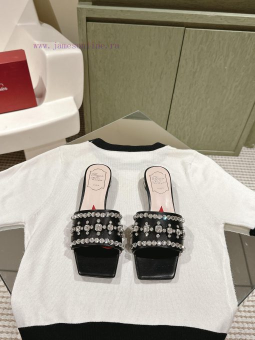 | ²⁰²4 𝐬𝐬  🤍🤎New Diamond Slippers Series Newly ReleasedAn Elegant And Fresh Style The Latest Ve mdbdjo71