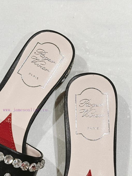 | ²⁰²4 𝐬𝐬  🤍🤎New Diamond Slippers Series Newly ReleasedAn Elegant And Fresh Style The Latest Ve mdbdjo71 - Image 6