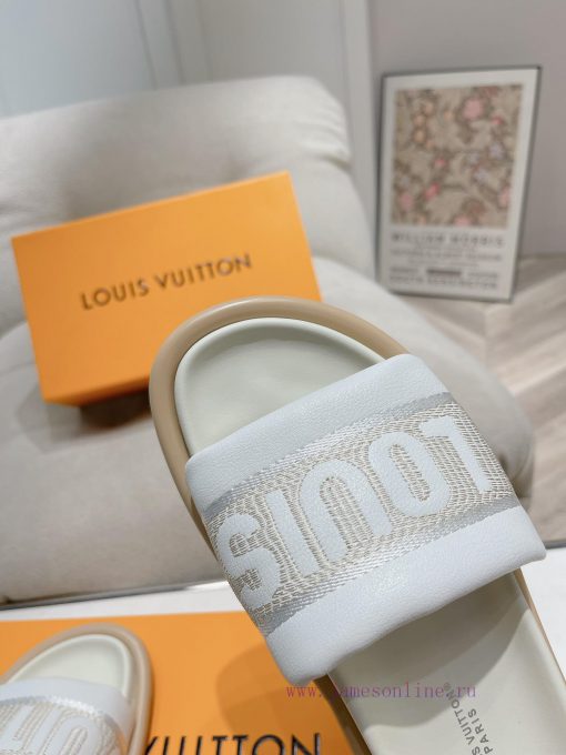 LV Couple's Flagship Slipper Hard Goods Are Newly ReleasedA High-end Purchasing Product With A s6nsrhqg - Image 8