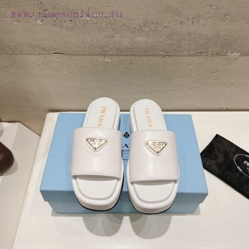 Top TierPrada's New Square Toe Thick Soled Slippers For Early Spring 2024 Are So Surprising Thi vs53s0mj