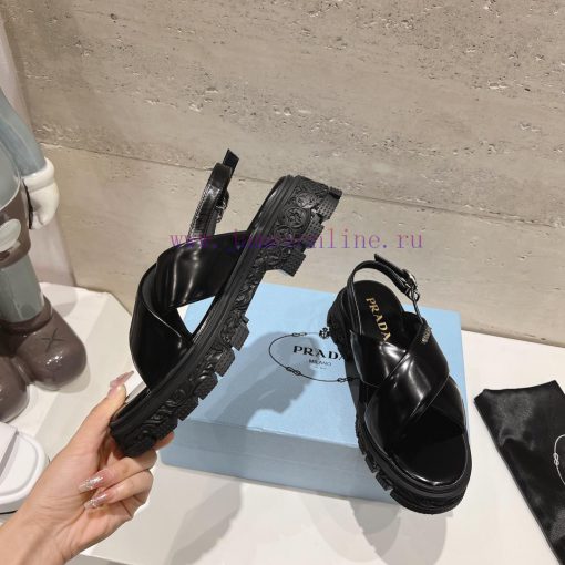 Top TierPrada Pujia 〰️ 2024 New Cross Belt Embossed Thick Bottom Sandals. This Rubber Sandal Co 0xt6eilg - Image 4