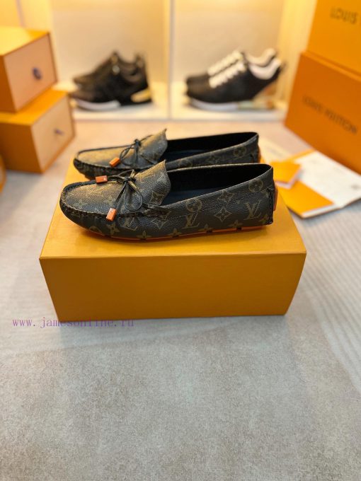 𝓛𝓸𝓾𝓲𝓼 𝓥𝓾𝓲𝓽𝓽𝓸𝓷𝙇𝙤𝙪𝙞𝙨𝙑𝙪𝙞𝙩𝙩𝙤𝙣 Louis Vuitton 2024 Classic 𝓛𝓿𝓣𝓻𝓪𝓲𝓷𝓮𝓻 Sports Series ¯LV. Driver Mokasi i29fxs0n - Image 4