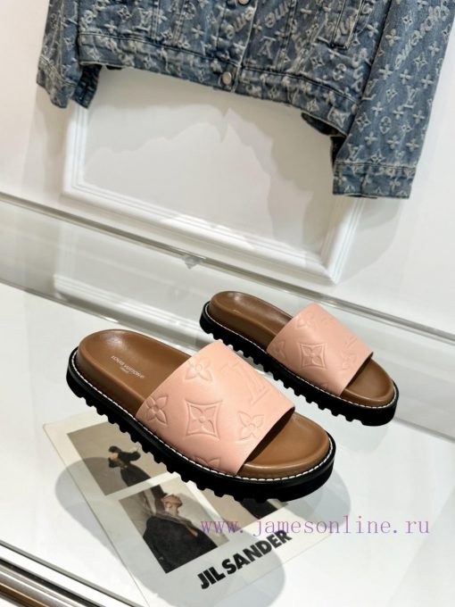 P. Lv Sandals Couple StyleThe Main Embossed Slippers Are Hard Goods With A New Purchasing Level 8z8uroc8