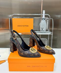 2024 Latest L ️ Home Latest Fashion Show Single Shoe Perfect Last Latest LV Czech Diamond Gold v7fq35pb