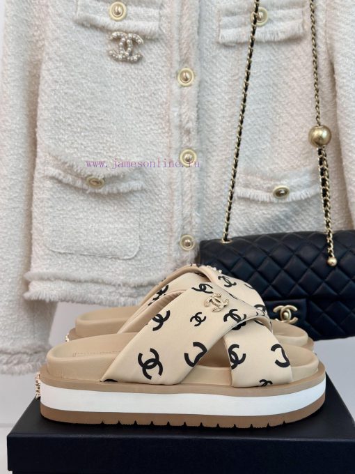 Chanel Summer New Collection Of Mi'er Cross Slippers 🪐Summer Slipper Master Really Can't Refuse tjiya3ov - Image 2